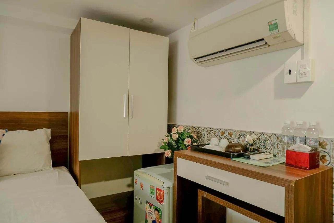 Galaxy Boutique Sai Gon Central Hotel Ho Chi Minh 2*,  Wietnam
