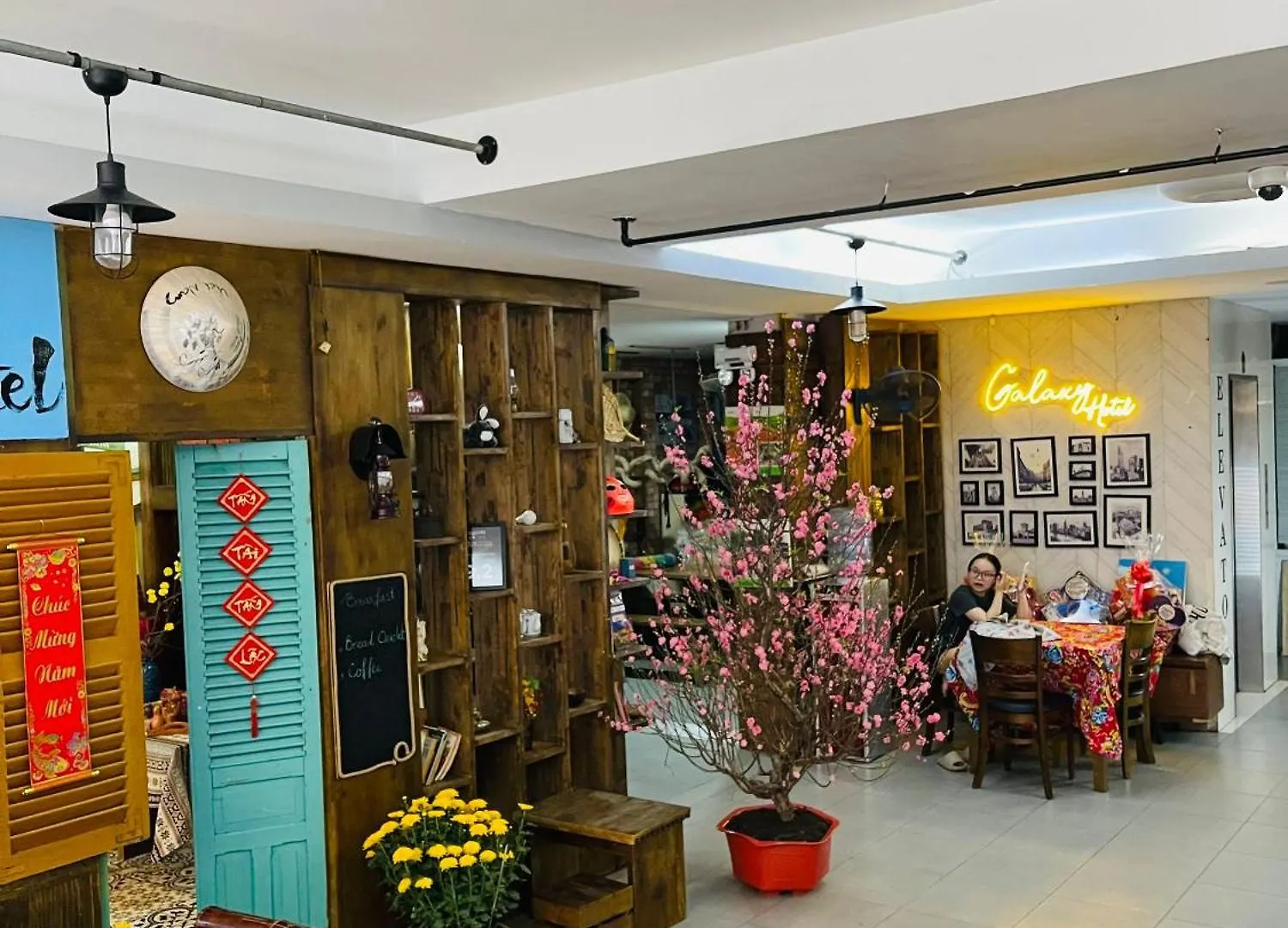 Galaxy Boutique Sai Gon Central Hotel