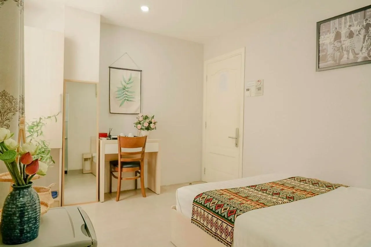 Galaxy Boutique Sai Gon Central Hotel Ho Chi Minh